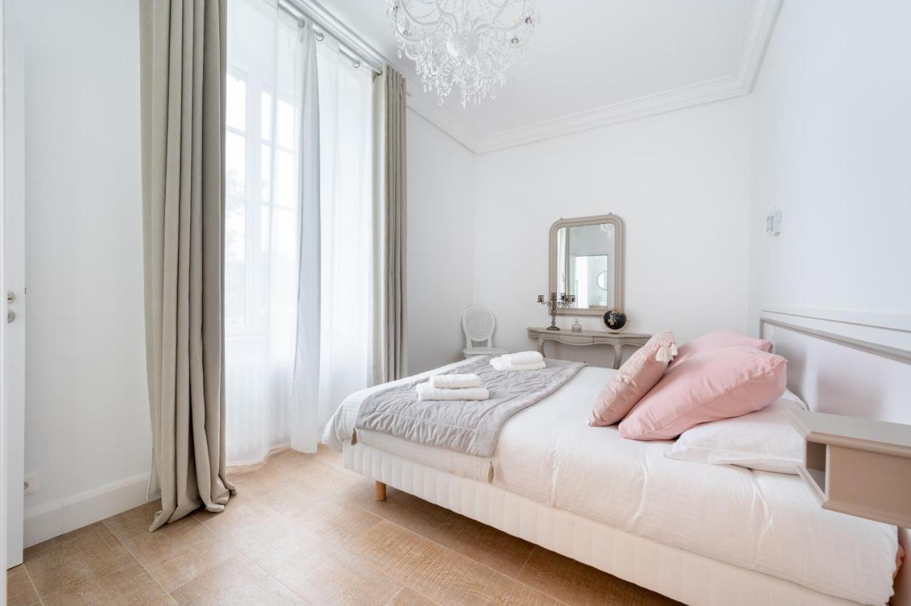 Domaine Les Jardins Darsene Bed & Breakfast Tinténiac Exterior photo