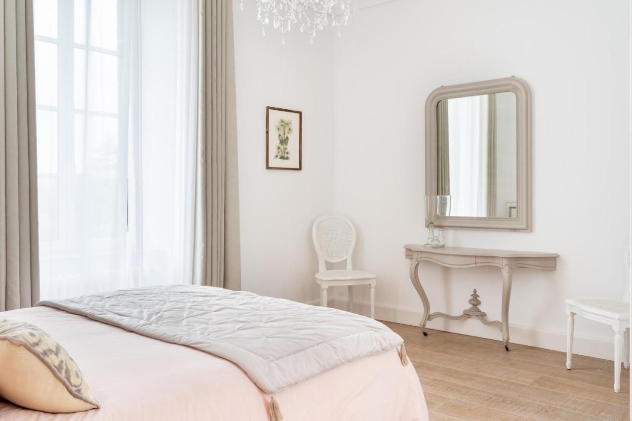Domaine Les Jardins Darsene Bed & Breakfast Tinténiac Exterior photo
